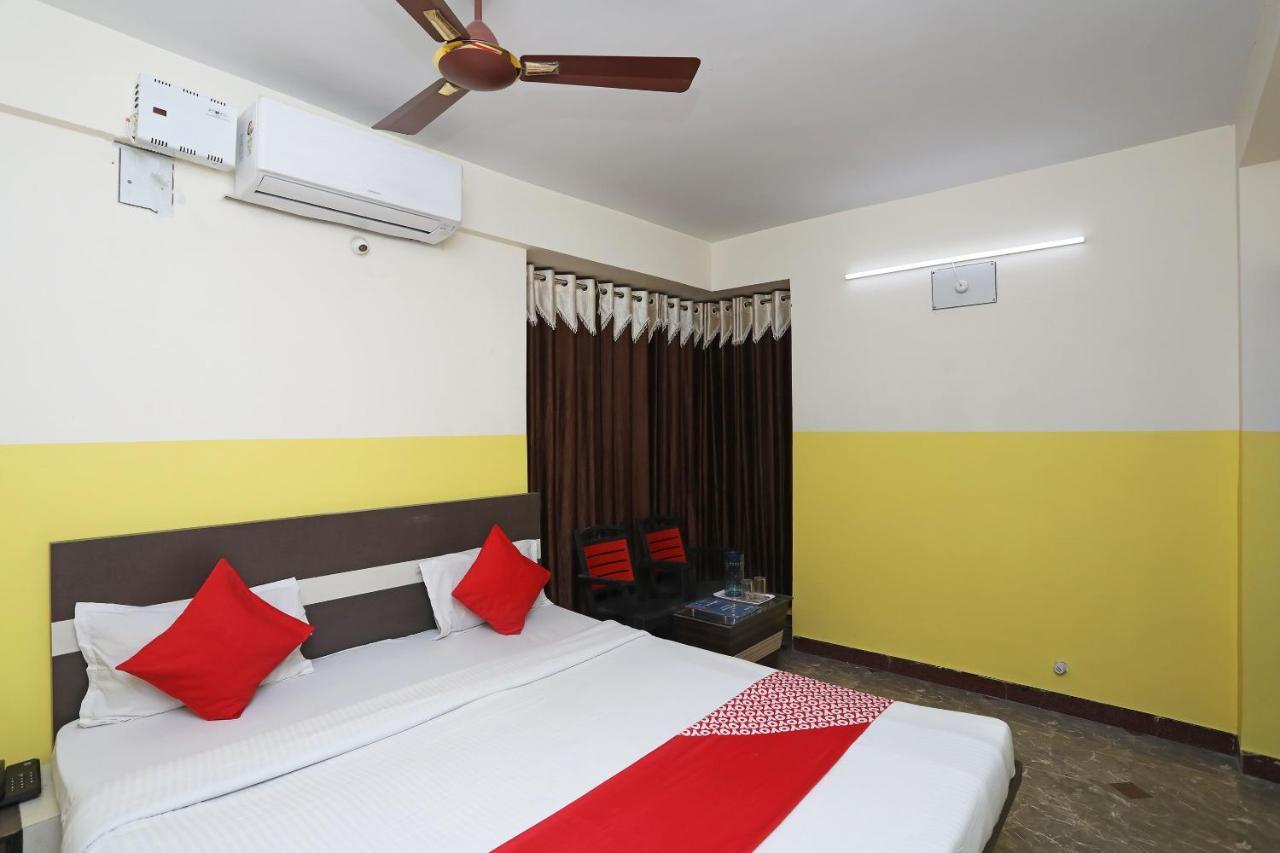Oyo 26152 Hotel Aarush Digha  Buitenkant foto