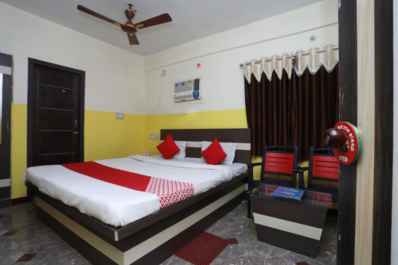 Oyo 26152 Hotel Aarush Digha  Buitenkant foto
